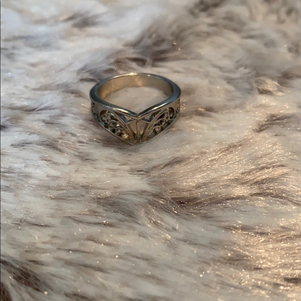 Silver knuckle ring